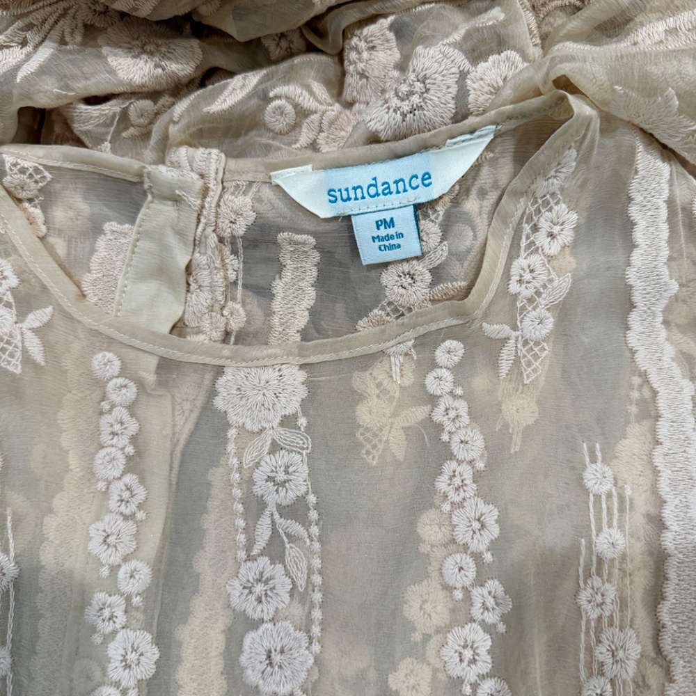 Sundance  Aritzia Lace Dress - Picture 5 of 5